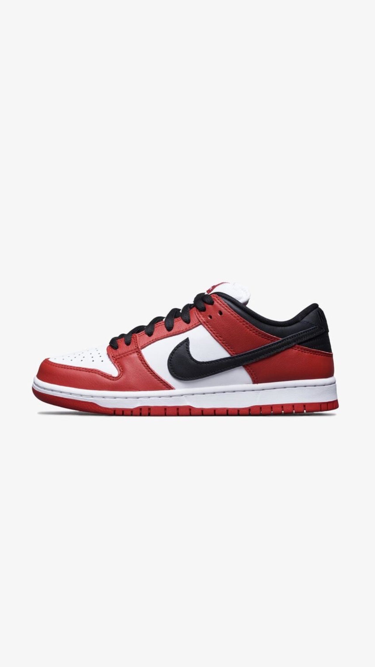 Nike Dunk Low “Chicago”